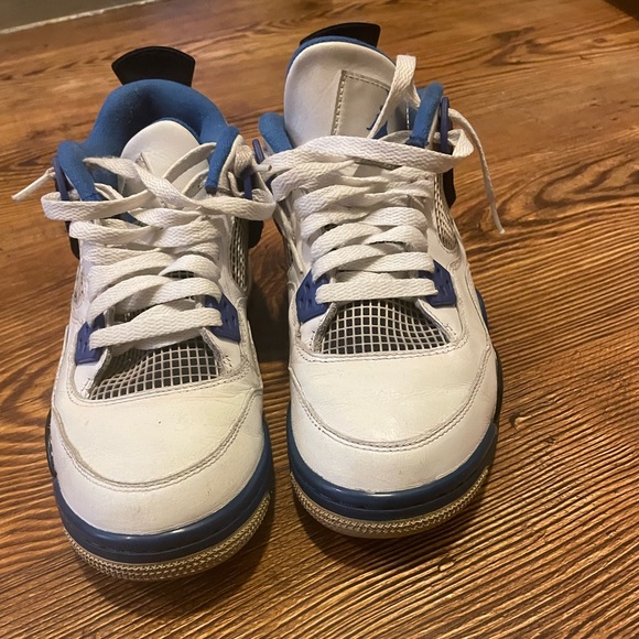 COPY - Jordan 4 Motorsport - Picture 4 of 4